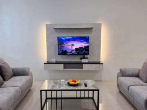 Modern Home Ipoh 10 to 14pax